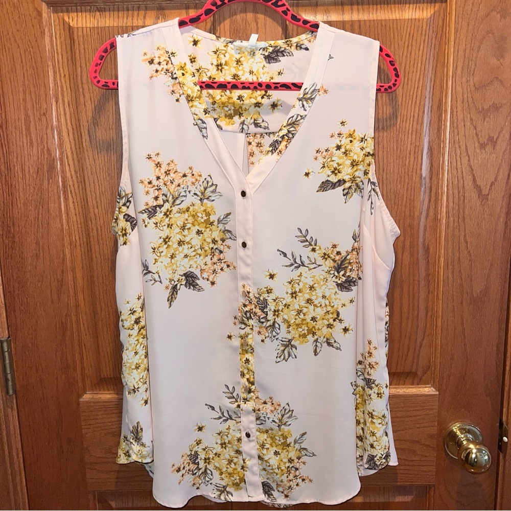 Maurices Madison Button Front Tank